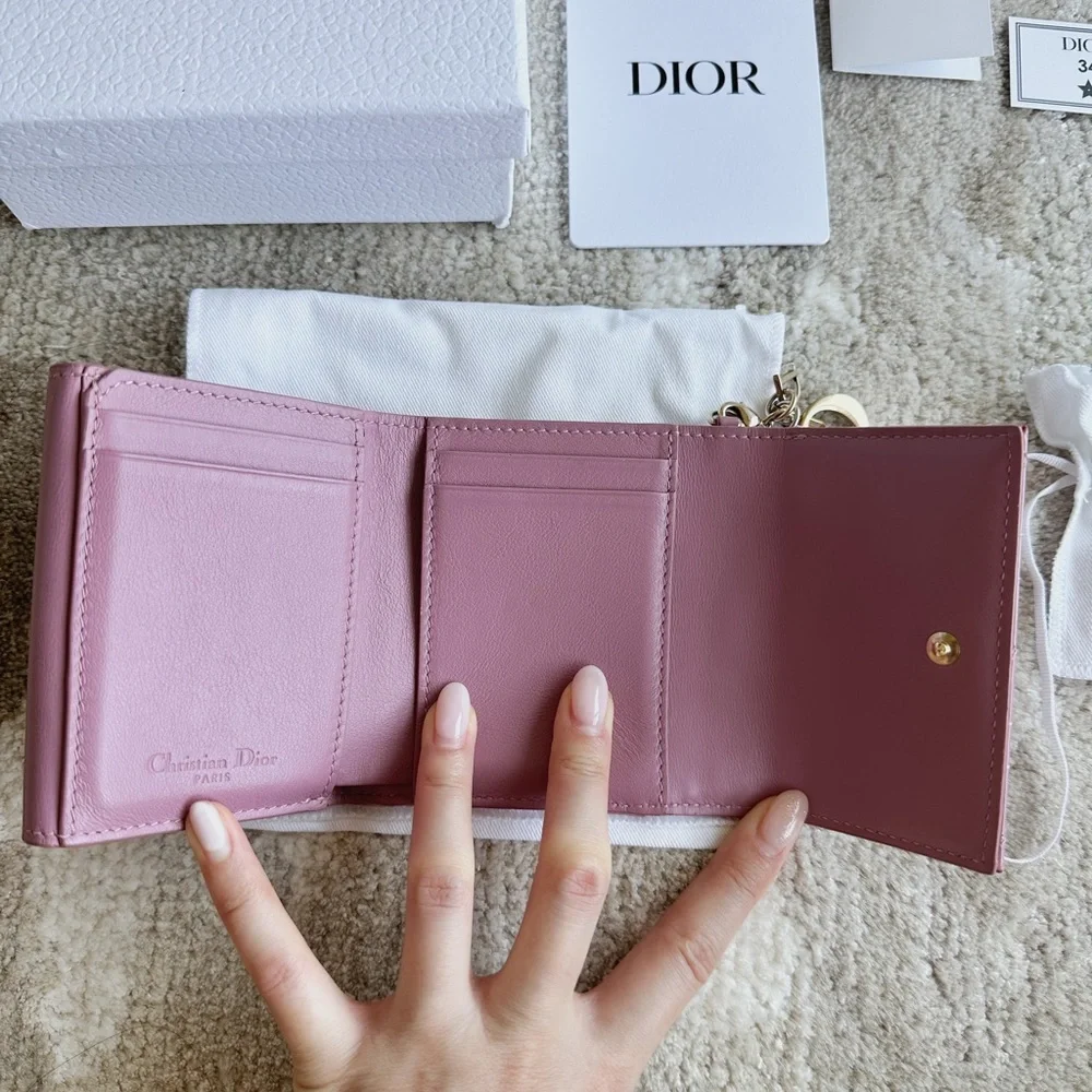 DIOR PATENT LADY DIOR LOTUS WALLET, GREAT CONDITION